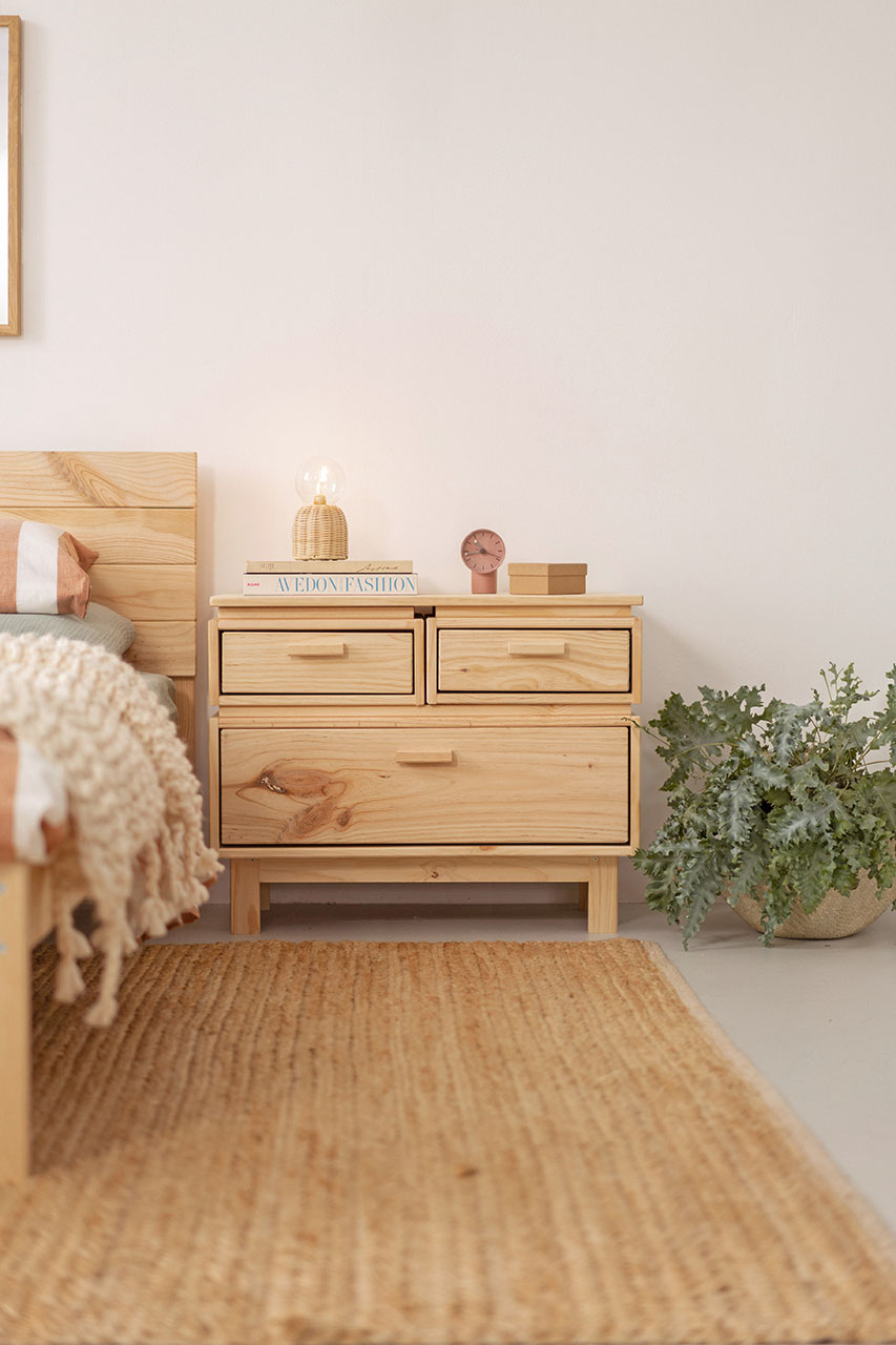 Imagen de ambiente 1 para:Mesilla de noche con cajones